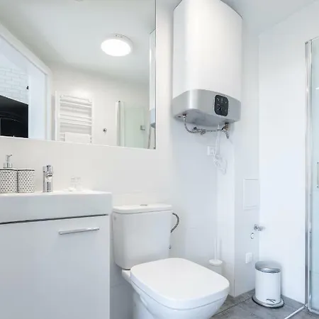 Cosy Apartments At The Ghetto Heroes Square By Apart Service Apartament Kraków