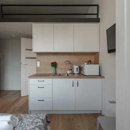 Cosy Apartments At The Ghetto Heroes Square By Apart Service Kraków