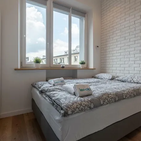 Cosy Apartments At The Ghetto Heroes Square By Apart Service