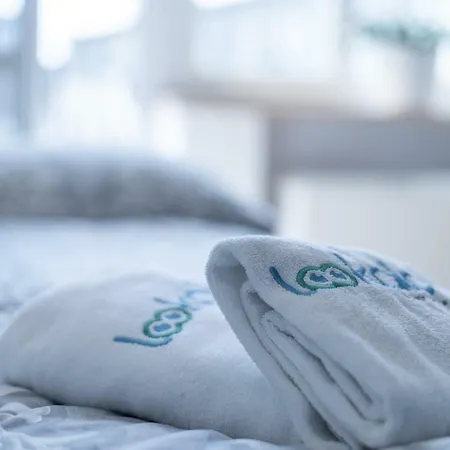 Cosy Apartments At The Ghetto Heroes Square By Apart Service Apartament *