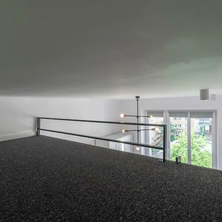 Cosy Apartments At The Ghetto Heroes Square By Apart Service